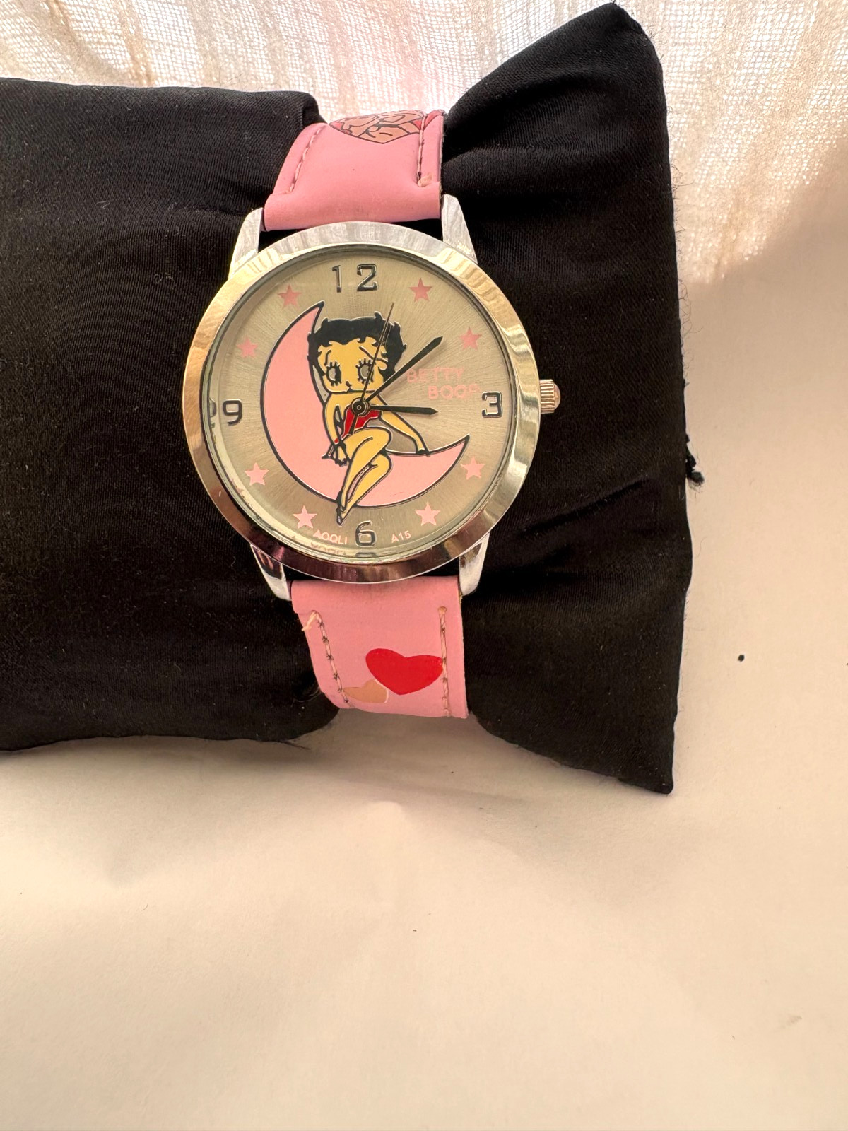 Betty Boo Hot Nurse Pink Wrist Watch Base Metal Bezel Leather Strap Vintage 1989