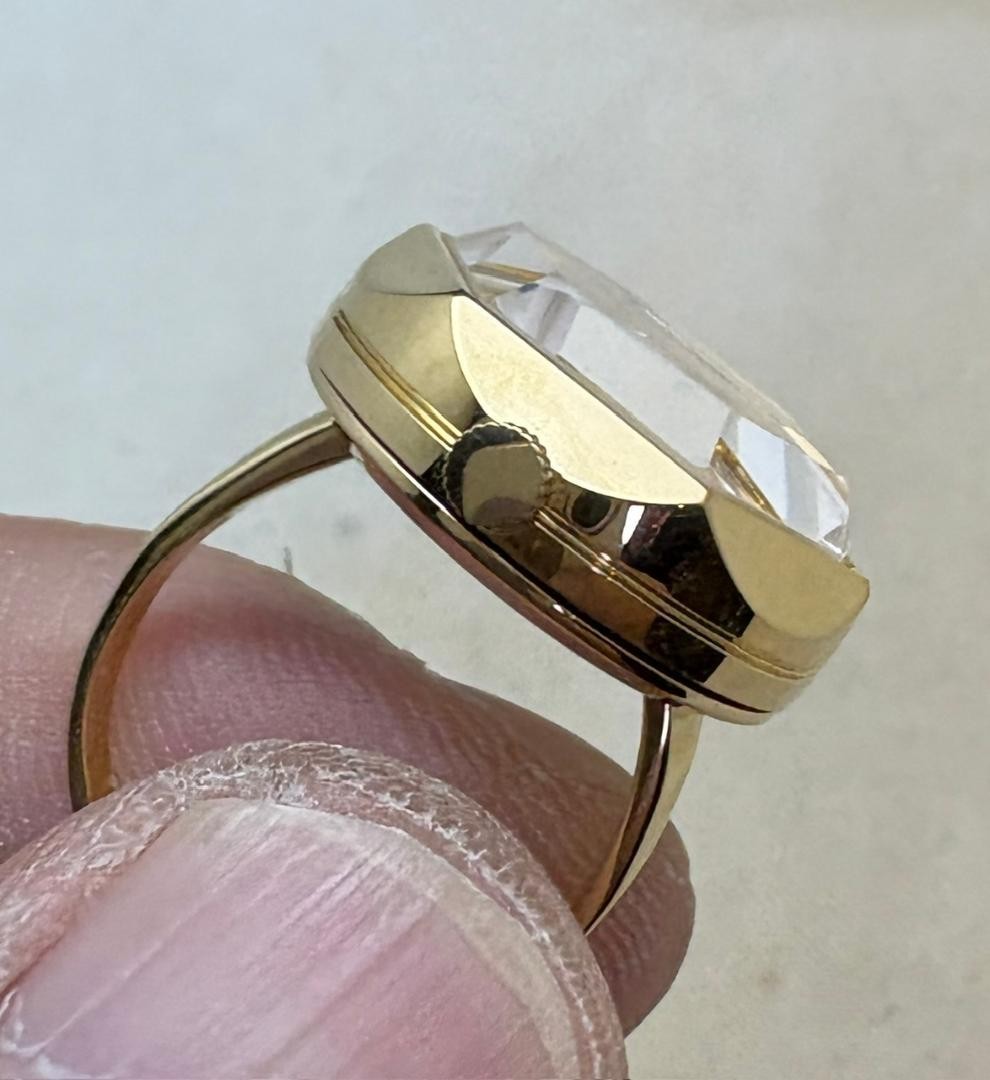 Rare 1980 Seiko Quartz Ring Watch Hexagonal Cut Glass Gold