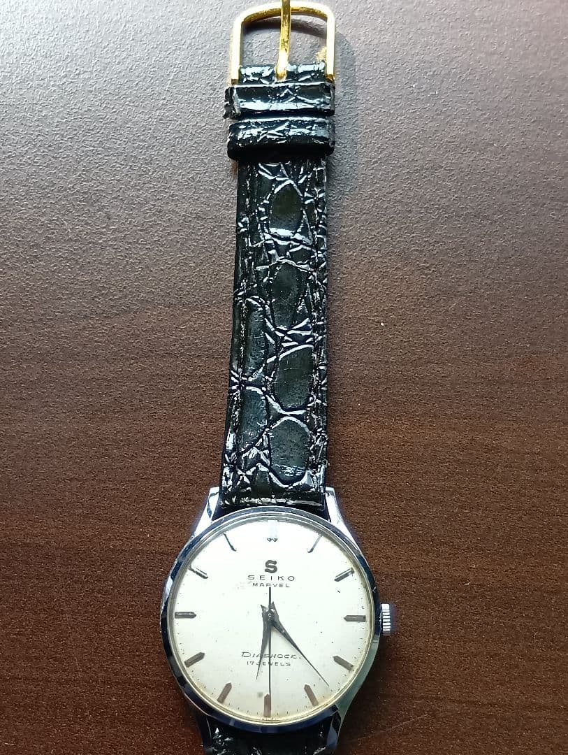 SEIKO MARVEL Hand wound Watch with Diashock 17 Jewels confirmed operational