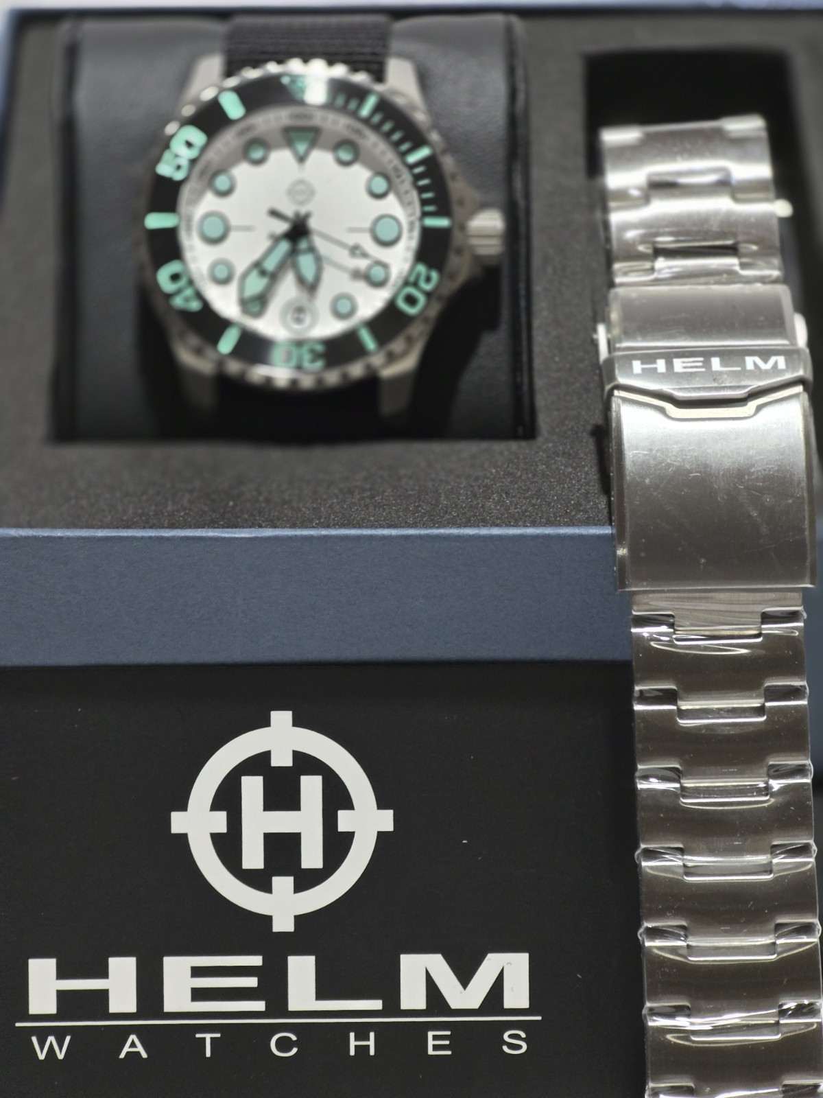 HELM Komodo Men’s 40mm NH35 Automatic Wristwatch w/Full Set Steel Bracelet