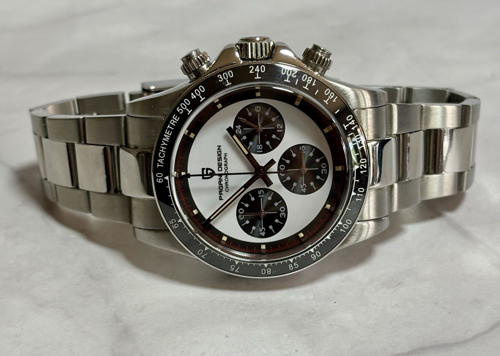 Pagani Design PD-1676 Mens Watch 39mm White/Black Panda Dial Chronograph – 7.5″