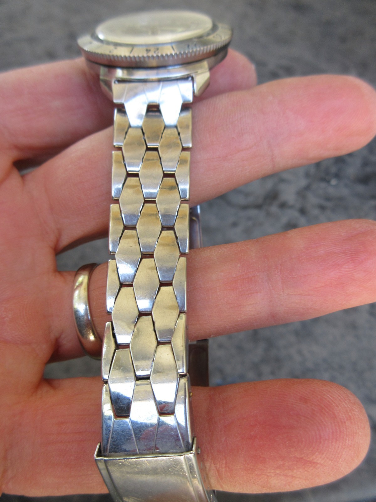1963 VTG BULOVA ACCUTRON – ASTRONAUT 214 Tuning Fork GMT Wristwatch WORKING!