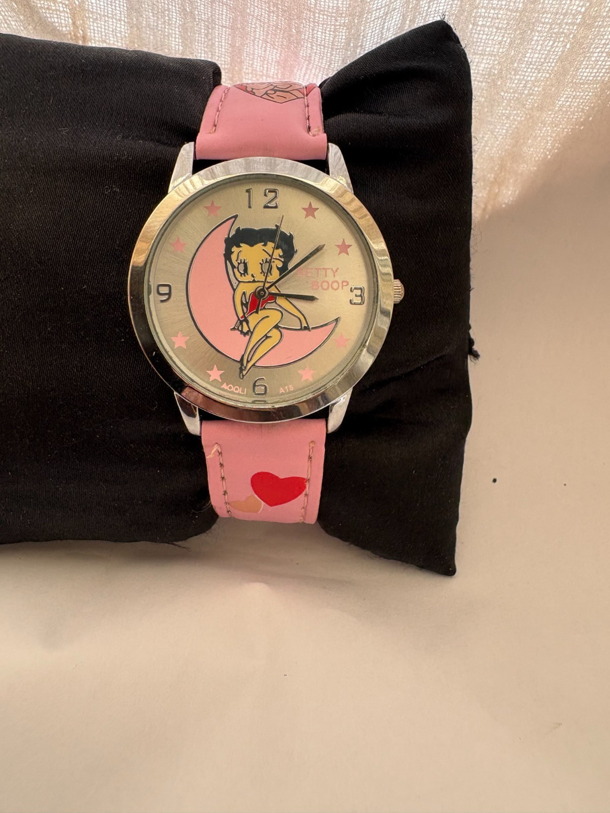Betty Boo Hot Nurse Pink Wrist Watch Base Metal Bezel Leather Strap Vintage 1989
