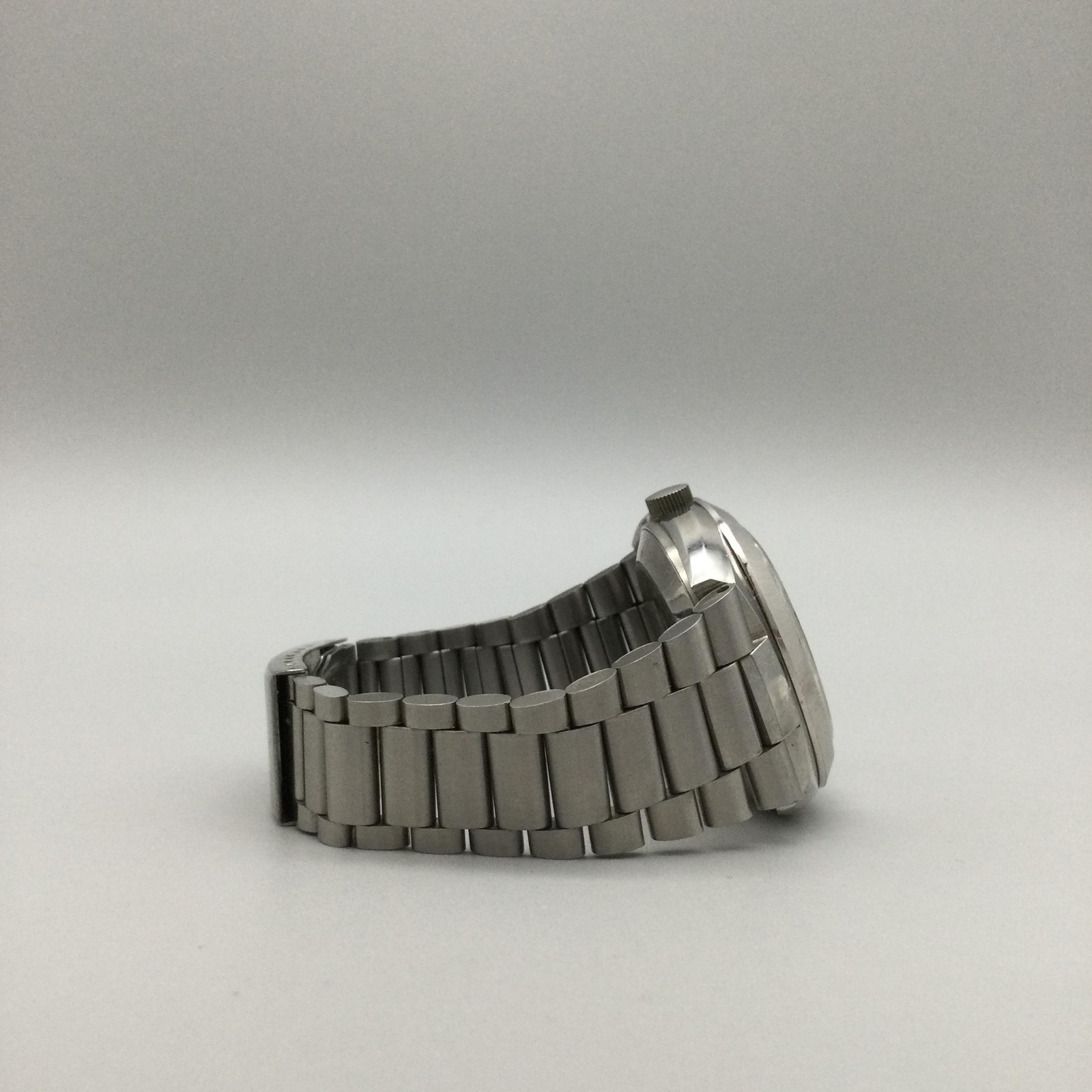 United States Canada Mens Watch 40mm Silver Tone Day Date New Battery 6.25″