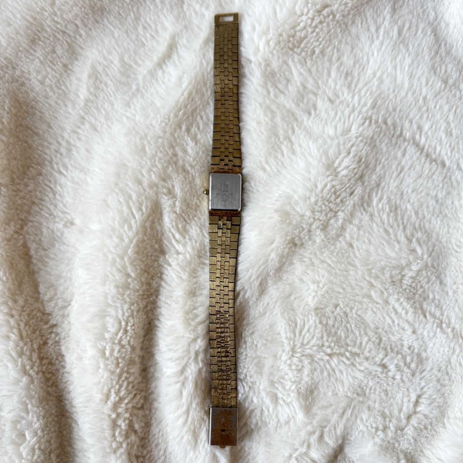Jules Jurgenson Ladies Vintage Quartz Gold Tone Watch Stainless Steel Jeweled