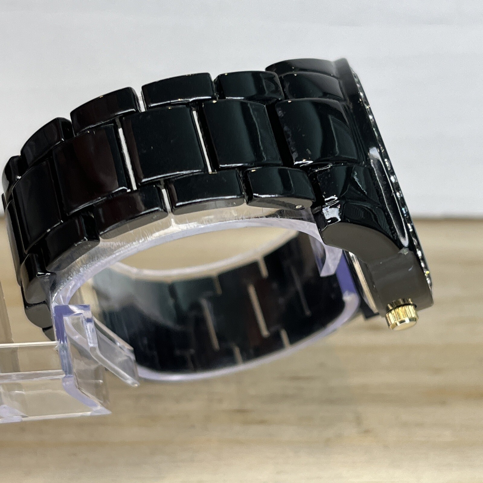Ny&C Women’s Watch Black Gem Set Bezel Round Dial Jewelry Clasp NEW BATTERY