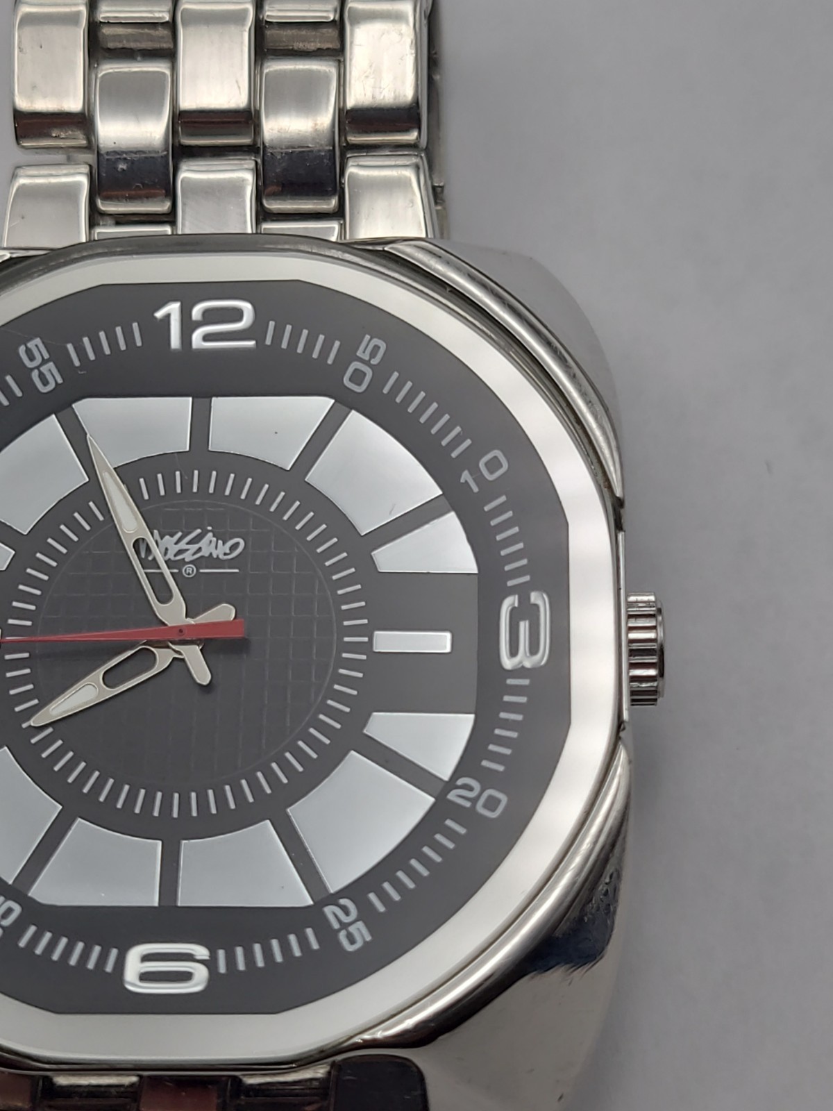 Mossimo Analog Quartz Watch Men Oversized Silver Tone New Battery Working