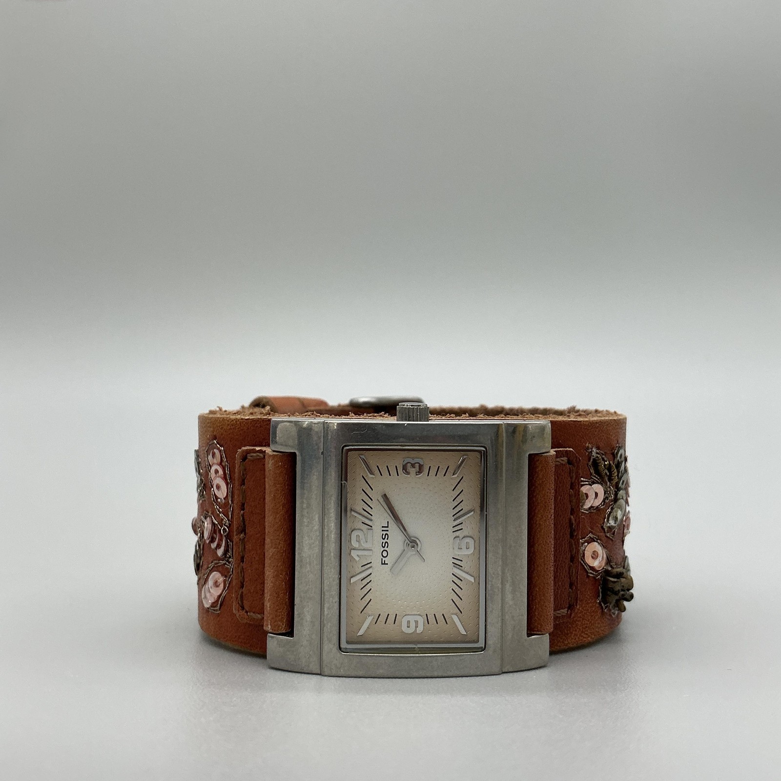 Fossil Womens Watch 30mm Cream Dial Brown Leather Floral Sequin Band New Battery