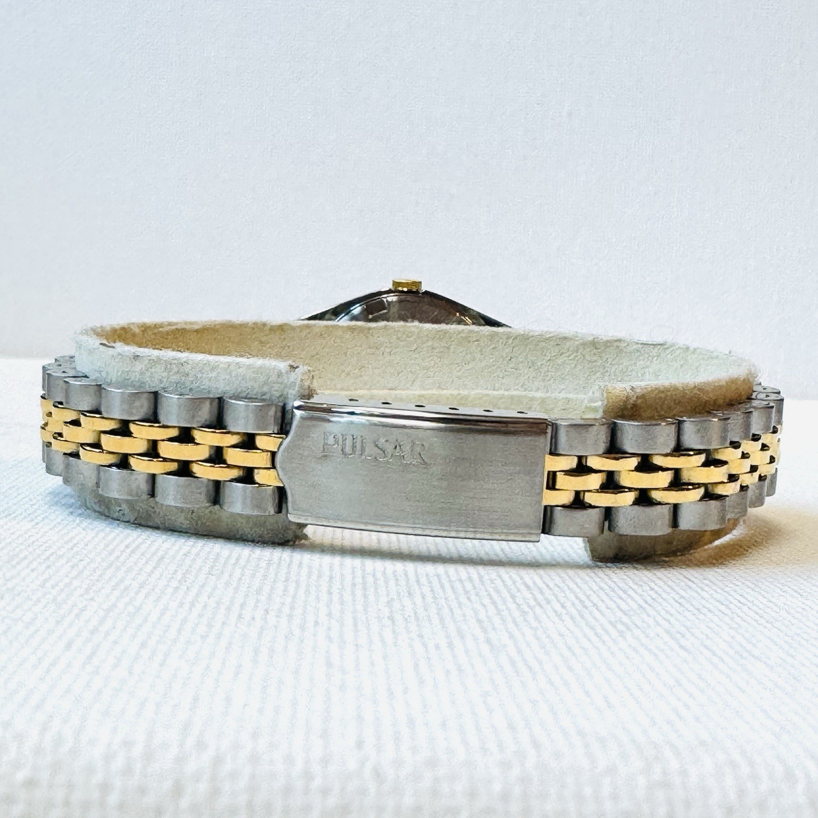 Vintage Seiko Pulsar Women’s President Day/Date Watch Silver Gold V783-X003