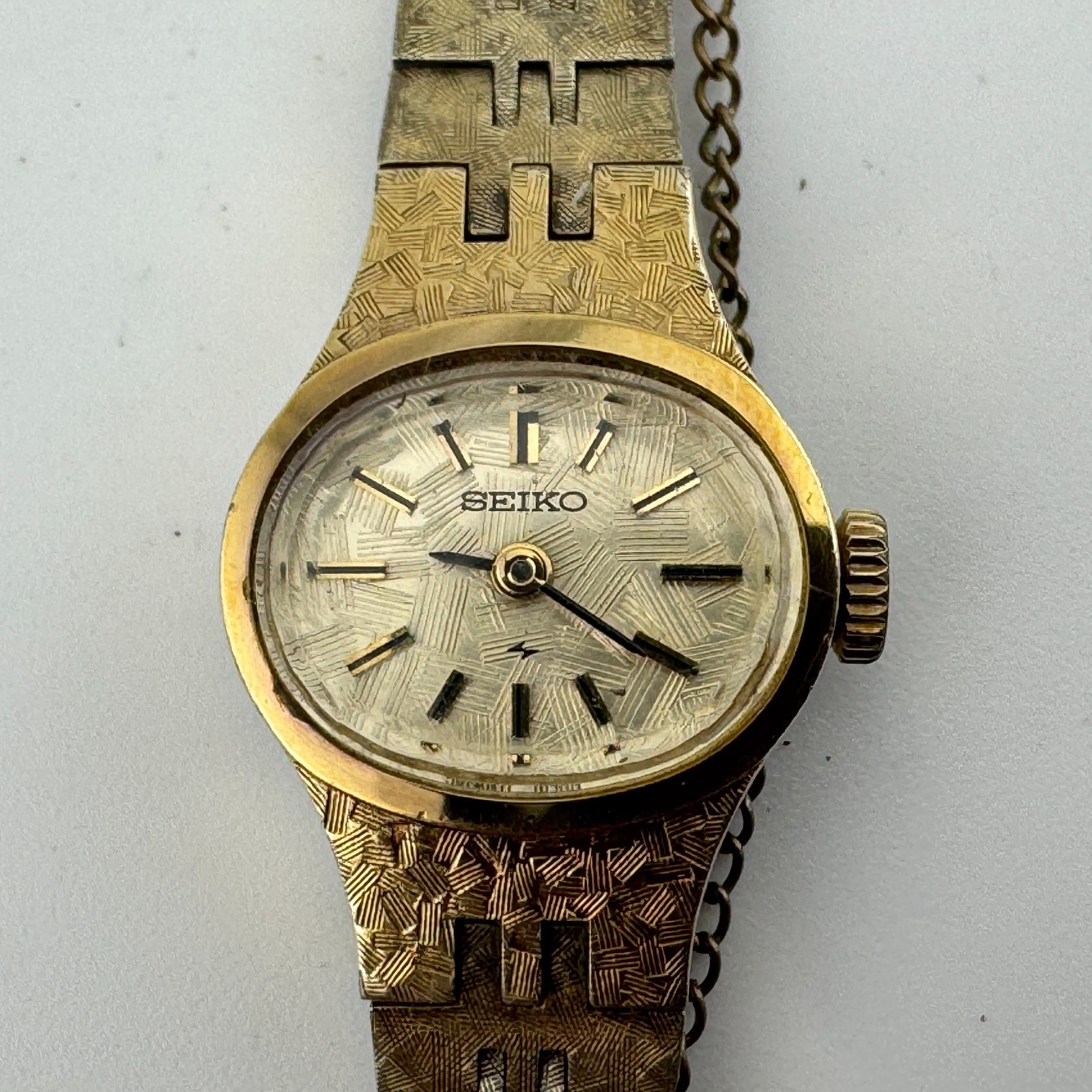 Vintage Seiko Watch 11-7619 Women Hand Winding Mechanical Gold Tone Oval 5.75″
