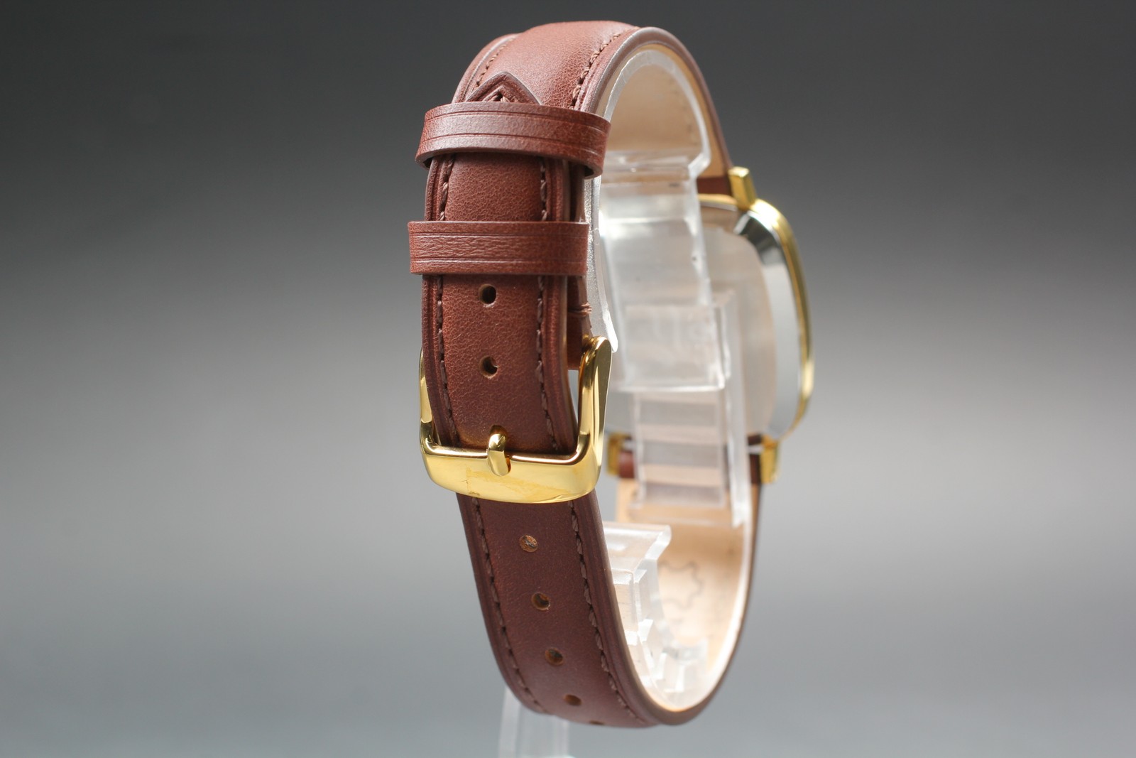 Vintage 1980s Omega De Ville Quartz Gold Dial Cushion Ref.191.0045 [Near Mint]