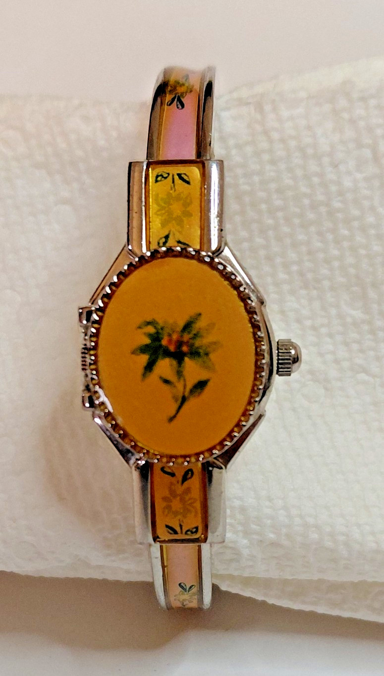 Vintage Women’s Quartz Dress Bangle Watch Floral Enamel White Dial Arabic
