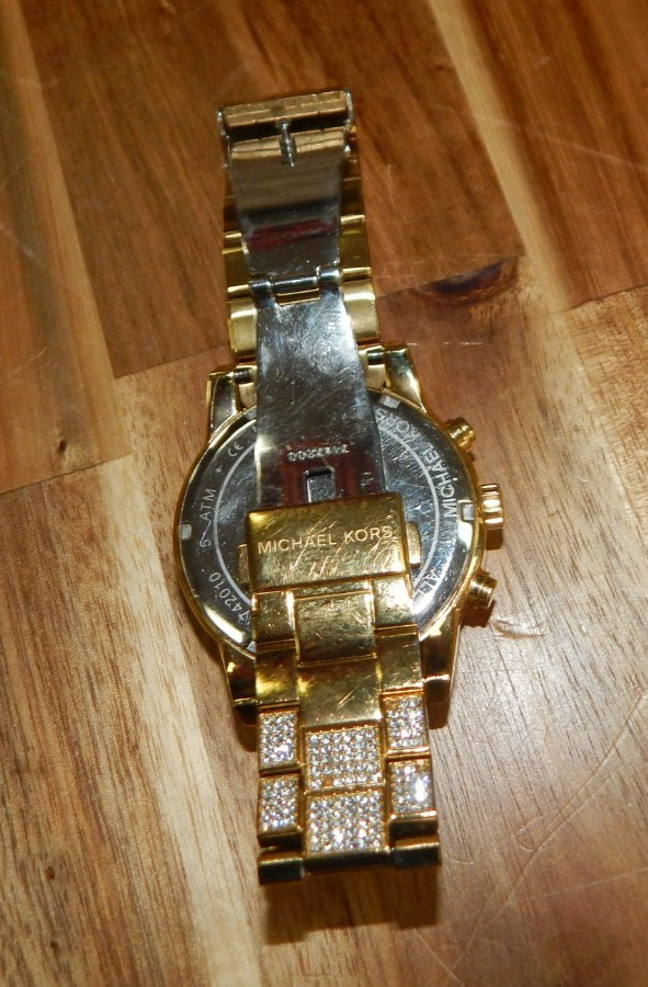 MICHAEL KORS MK-6747 Ritz Chronograph Pave Gold Tone Stainless 41mm Watch 50m