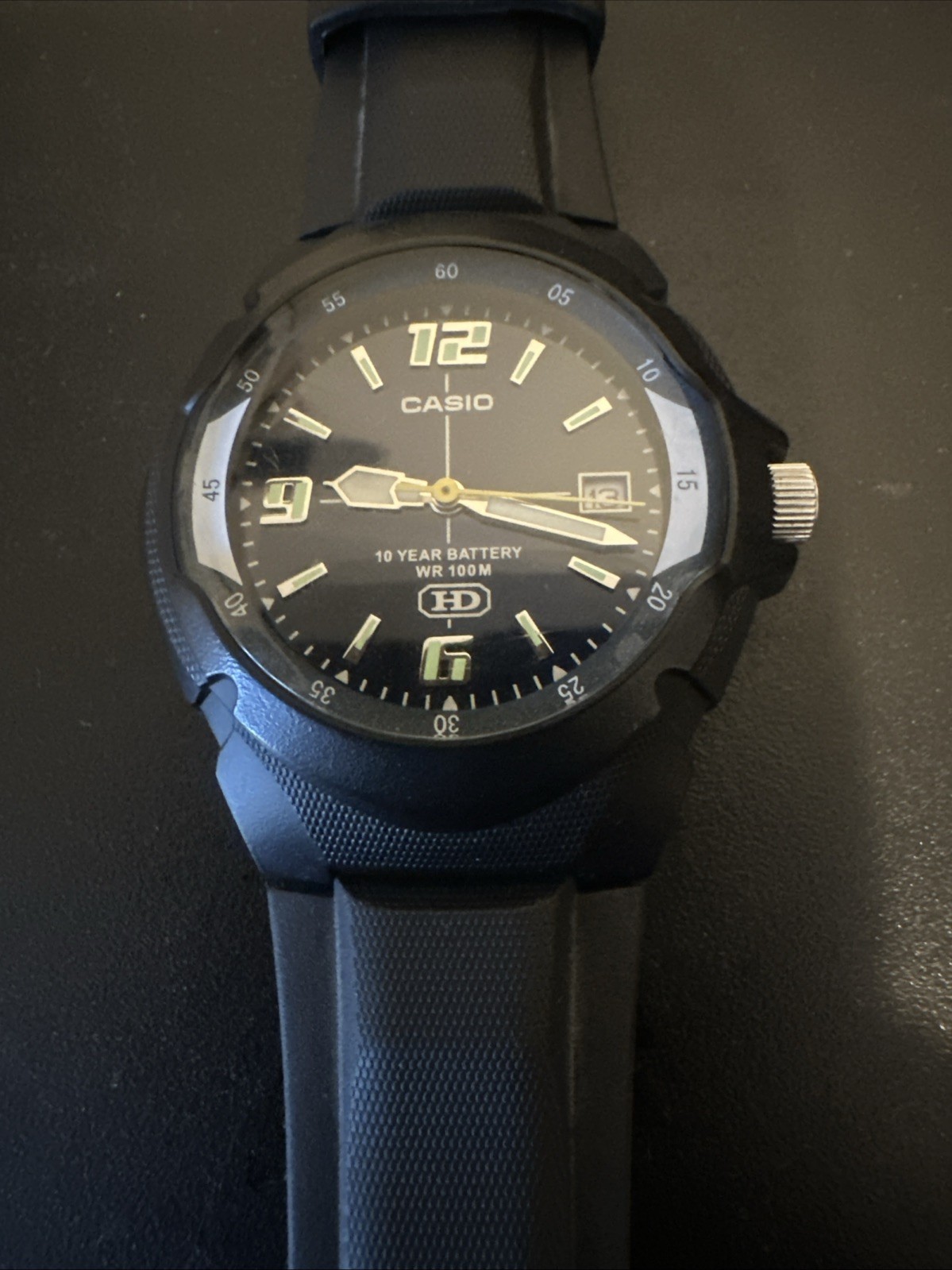 Casio MW-600 Men’s Quartz Watch with HD Display and New Battery