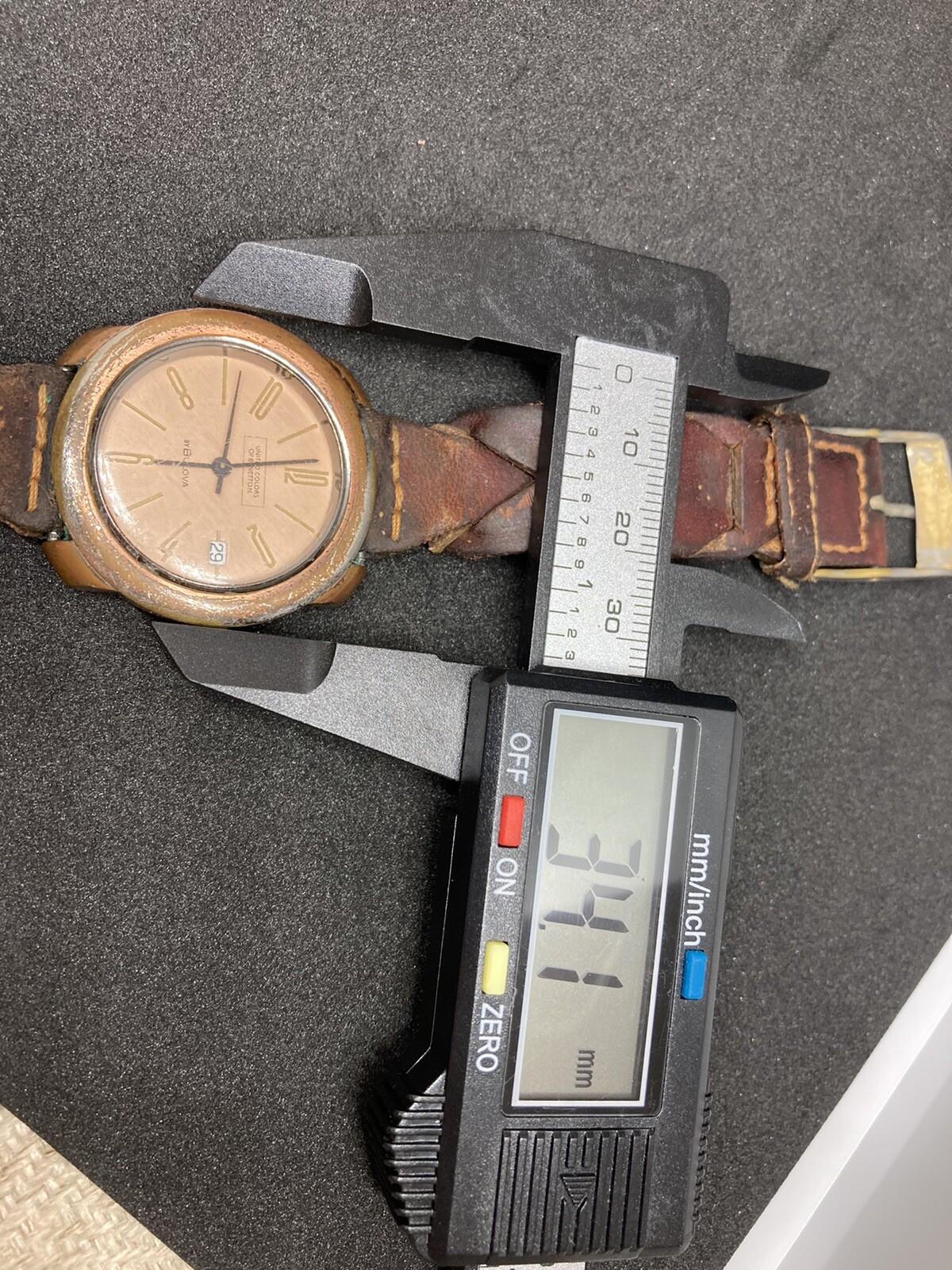 Vintage United Colors of Benetton by Bulova Leather band Dakota watch