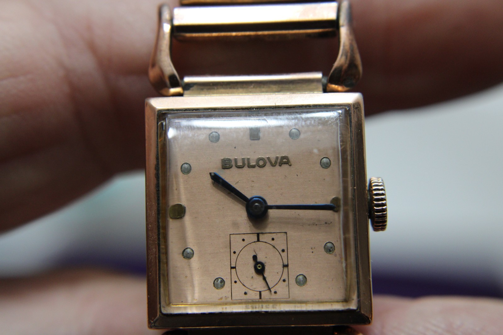 A Vintage 1940’s-50’s Bulova 14 KT. Gold Filled Rose Gold Men’s Wristwatch # 8