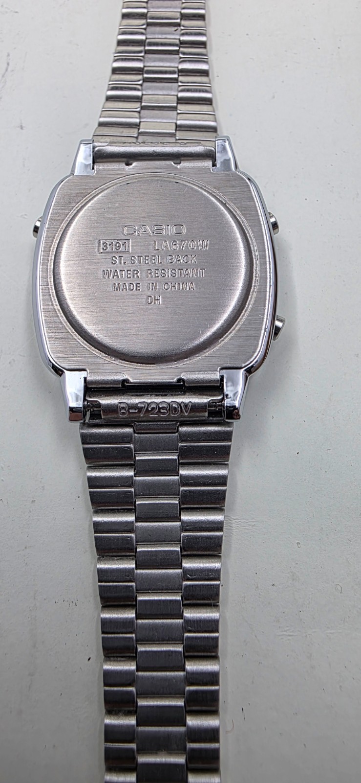 Casio LA670WA-1 Women’s Vintage Digital Watch Silver Stainless Steel Band New