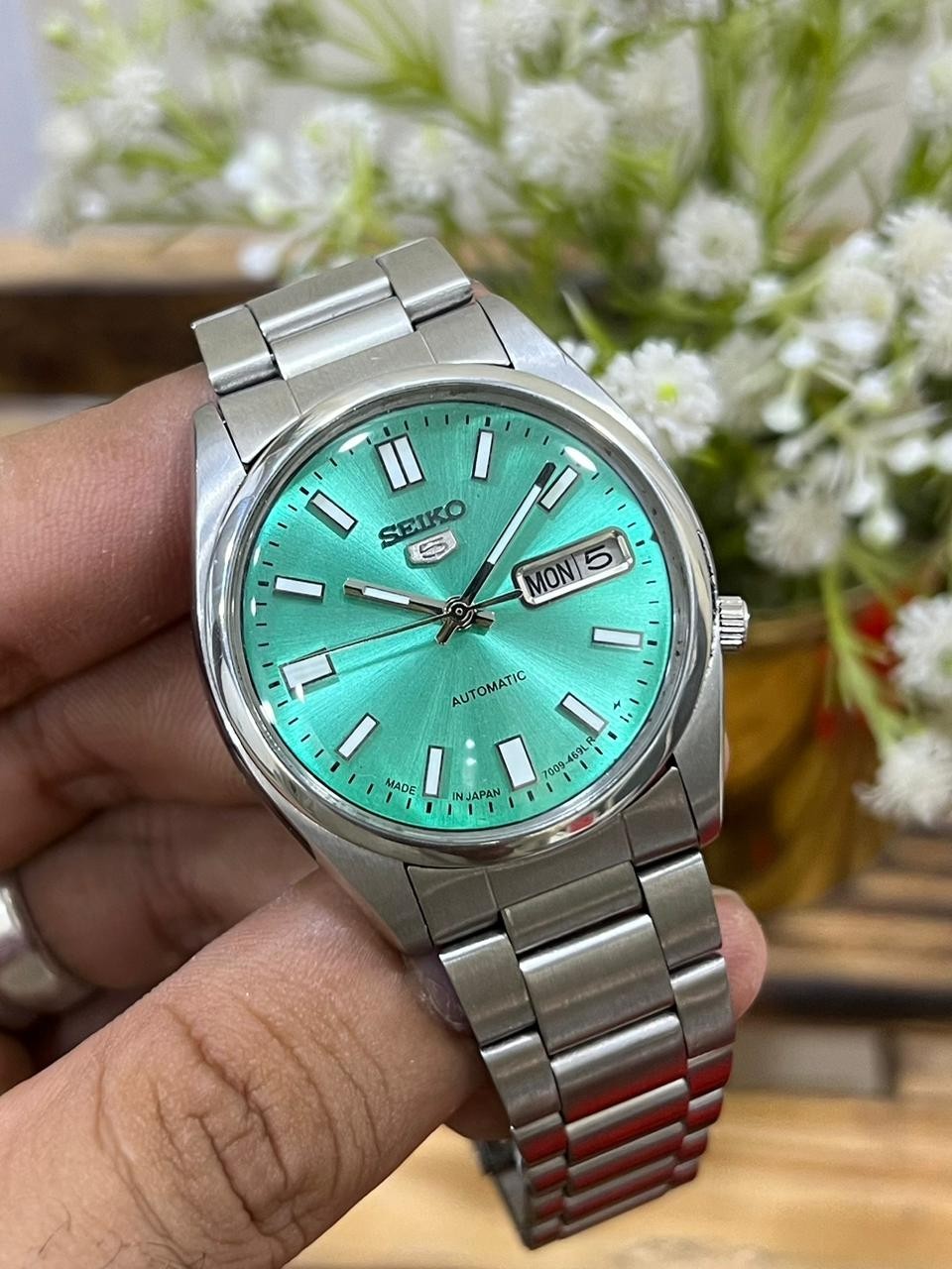 Seiko 5 Automatic Sea Green Dail Mens Watch japan made 7009
