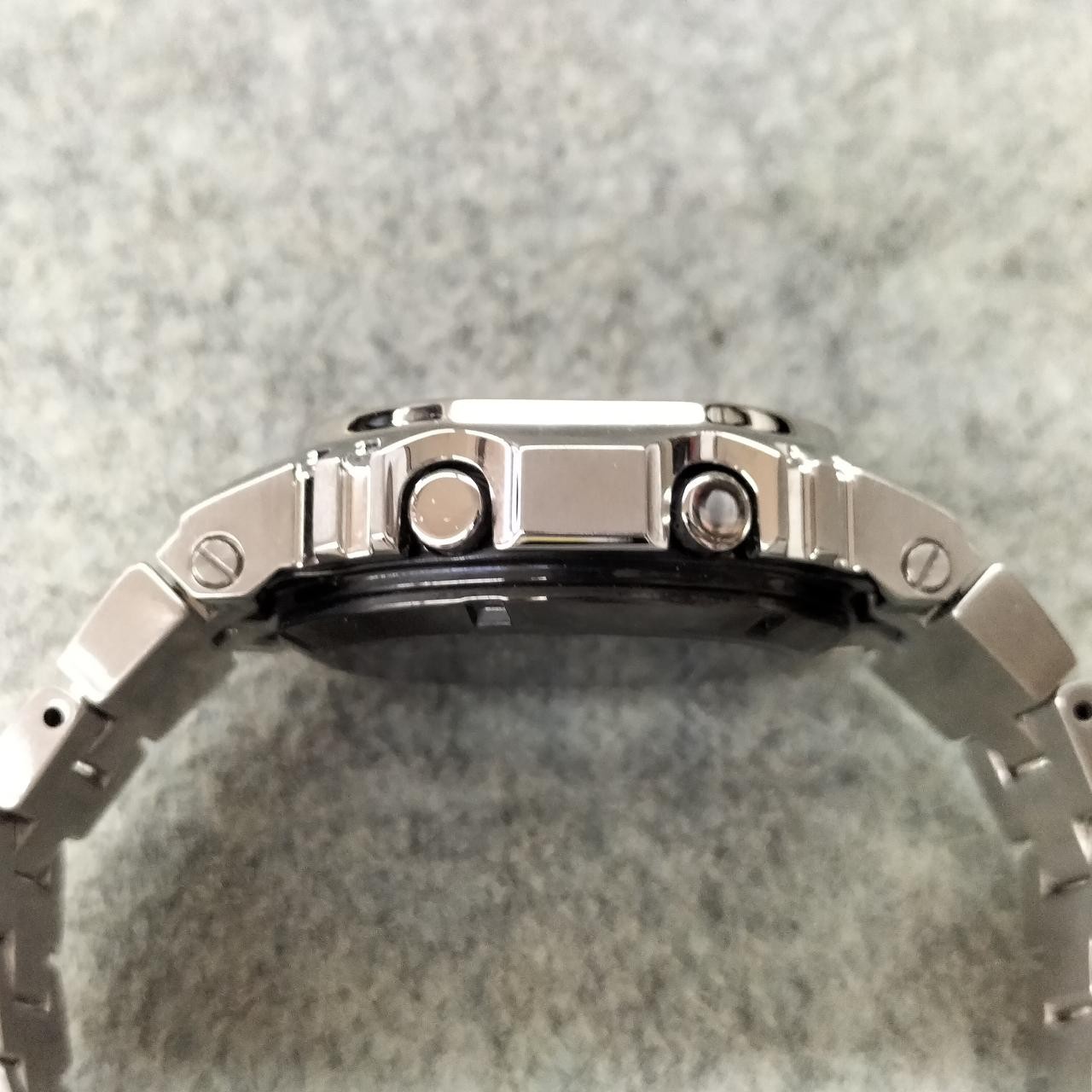 CASIO G-SHOCK GMW B5000D 3JF Silver Solar Men Watch Auth Japan
