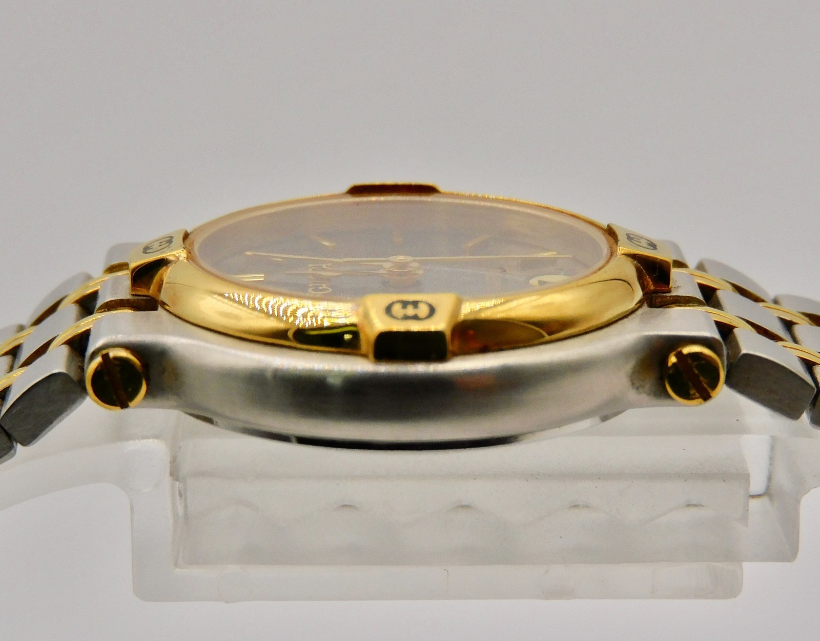 GUCCI 9000L Black Dial Two Tone Quartz Date Ladies Watch Gold