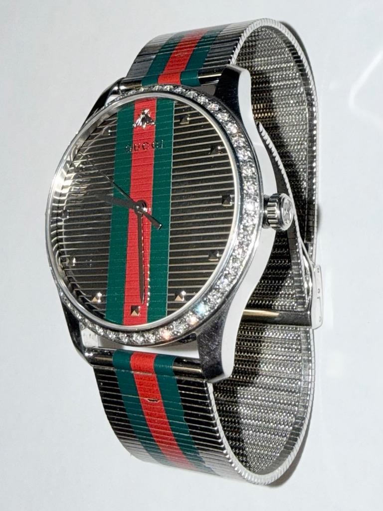 GUCCI MENS TIMELESS 126.2 LAB GROWN DIAMOND QUARTZ WATCH