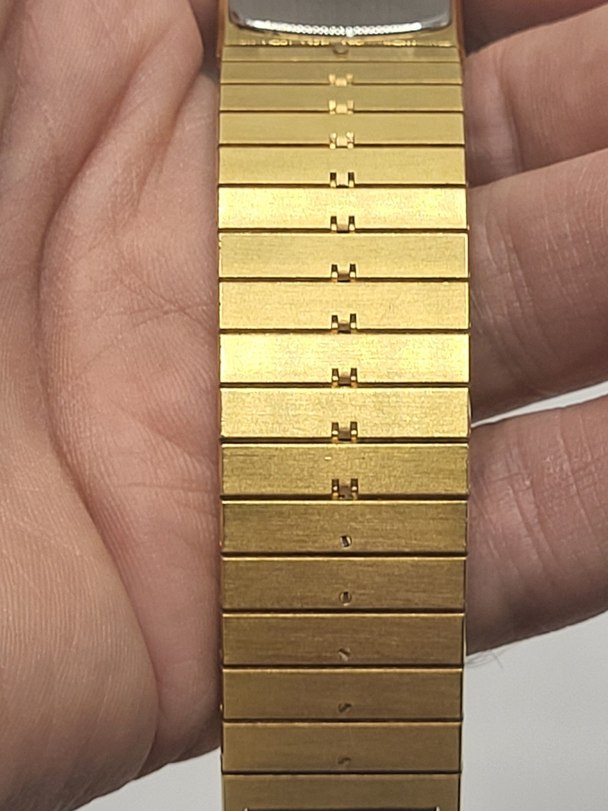 [N. MINT] Vintage BALLY’S LAS VEGAS by BULOVA Swiss Unisex DIAMONDS Watch