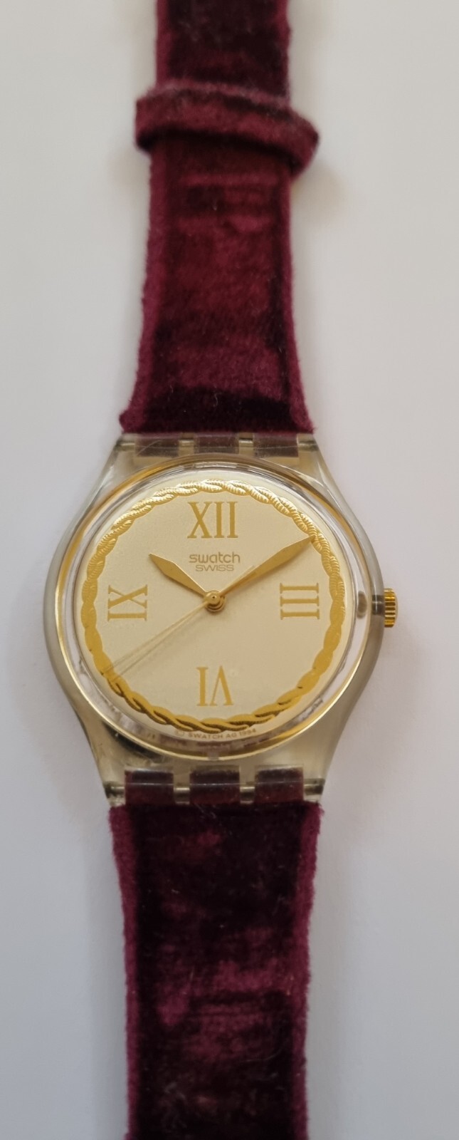 Vintage Swatch Saint Velours 33mm Quartz Purple Velvet Strap Watch GK203 (1995)