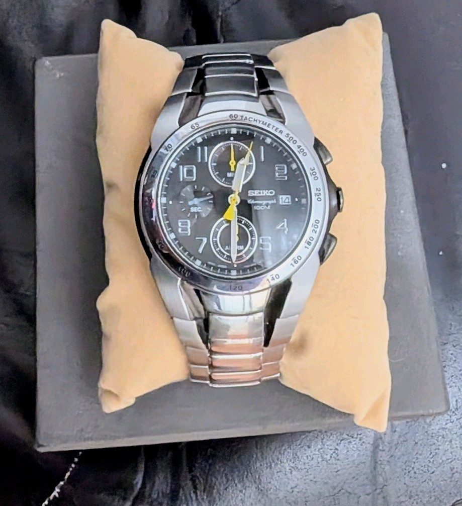 Seiko SNA473 Alarm Chronograph (Cal. 7T62) – Perfect Condition w/ Box