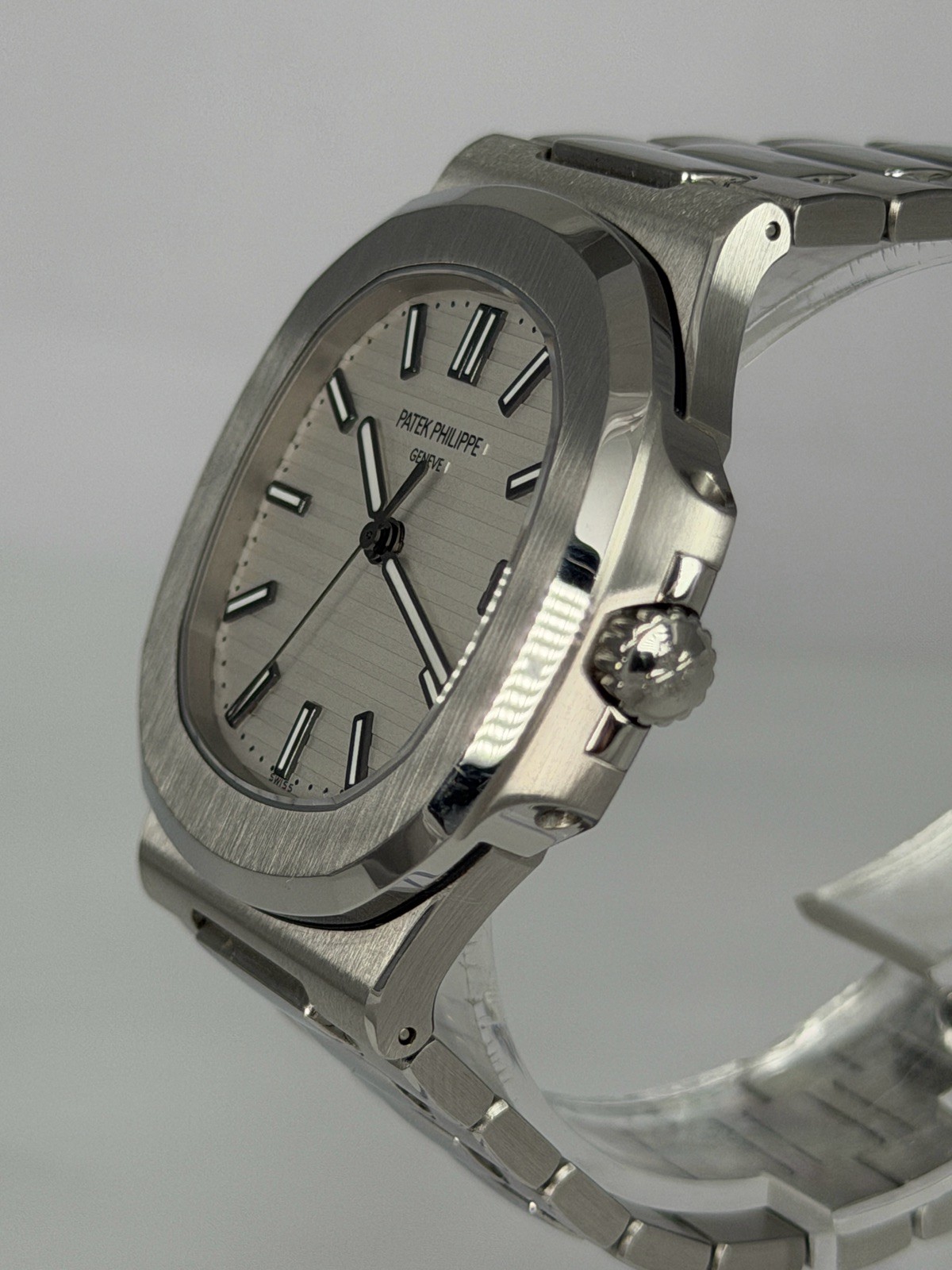 2014 Patek Philippe Nautilus 5711/1A White Piano Dial Box Papers 5711 Steel