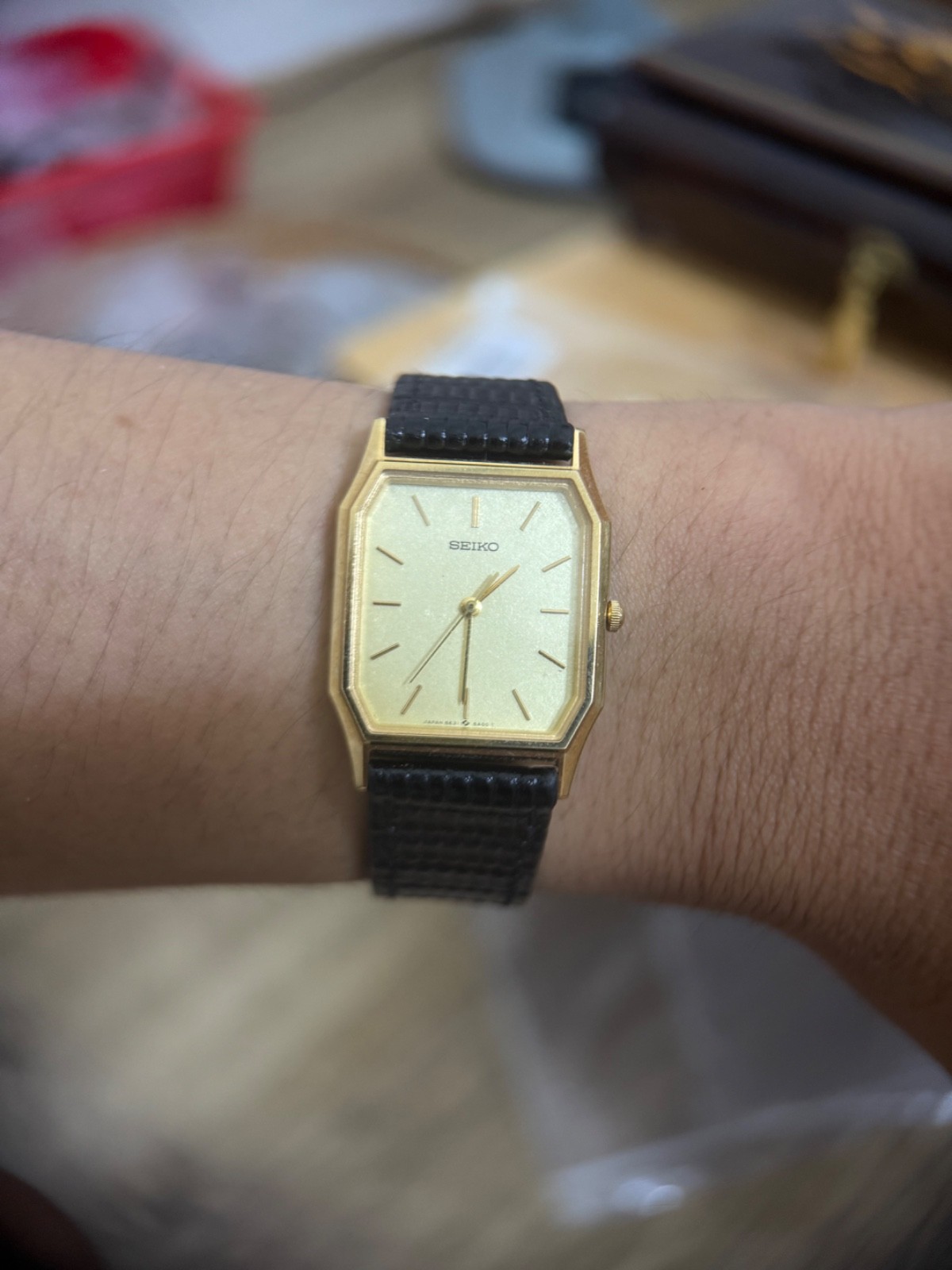 Vintage Seiko 5E31-5A00 Gold Tone Quartz Tank Dial Japan Men’s Watch 27mm