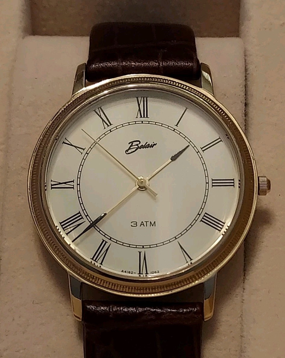 Excellent Vtg Belair 3ATM Gold Tone Mens sapphire crystal Watch w/case new bat