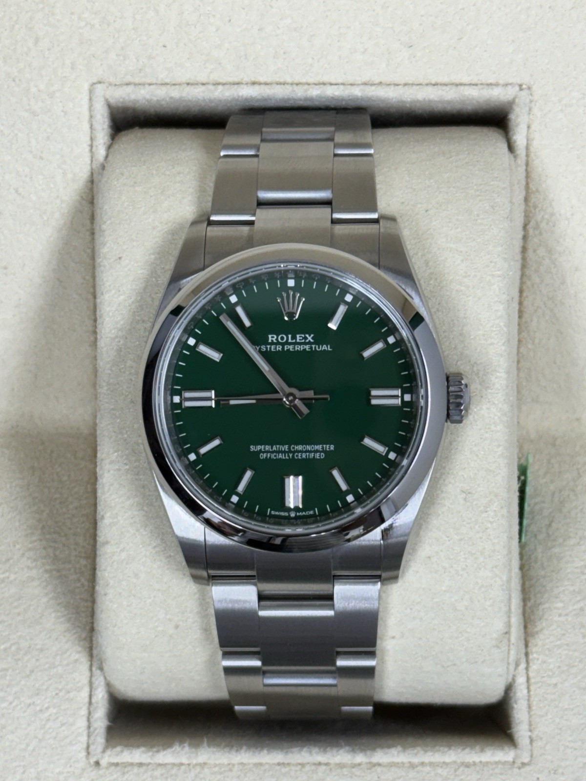2020 Rolex Oyster Perpetual126000 Silver Oyster Bracelet with Silver Bezel W & C