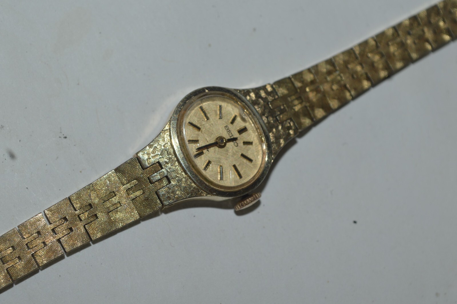 Vintage SEIKO Watch 11-7619 Mechanical Wind Up Ladies 18mm Works Fine Tested