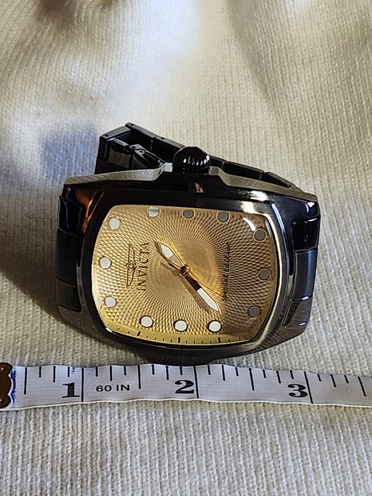 Mens Invicta Lupa Special Edition Tritnite Water Resistant 100 Feet Model 17768