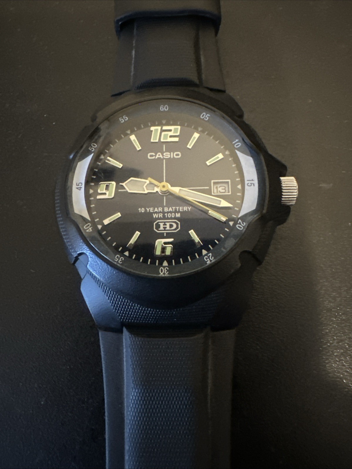 Casio MW-600 Men’s Quartz Watch with HD Display and New Battery