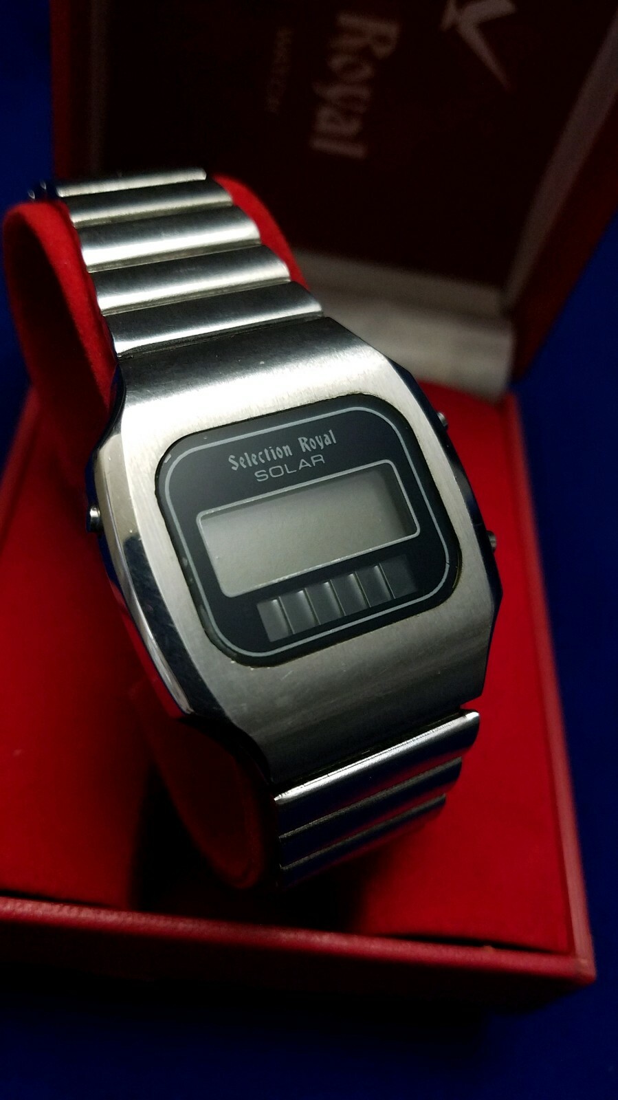 WATCH/NOT THIS PC/AS-IS/PARTS/VTG.70s/SELECTION ROYAL/B-SOLAR POWERED LCD QUARTZ