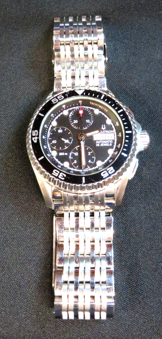 Bulova Accutron 28C04 Automatic Chronograph VX-200 Mens Watch Black Dial