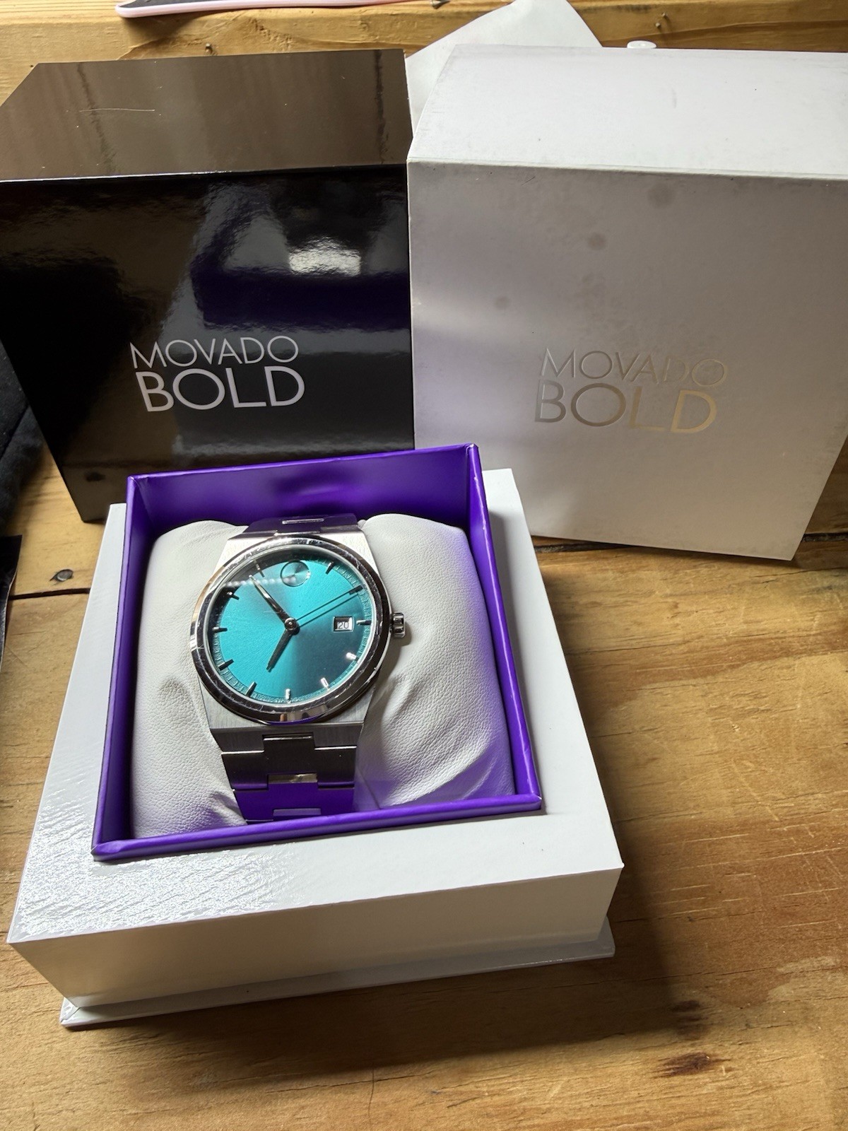 Movado Bold Quest Green Dial Quartz Date Silver Stainless Steel Bracelet w/ Box