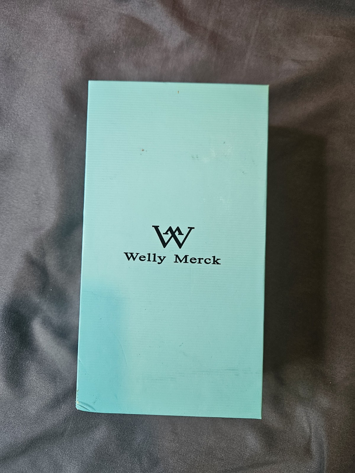Welly Merck Rose Gold Mesh Band White Face Swiss Movement Sapphire Crystal Watch