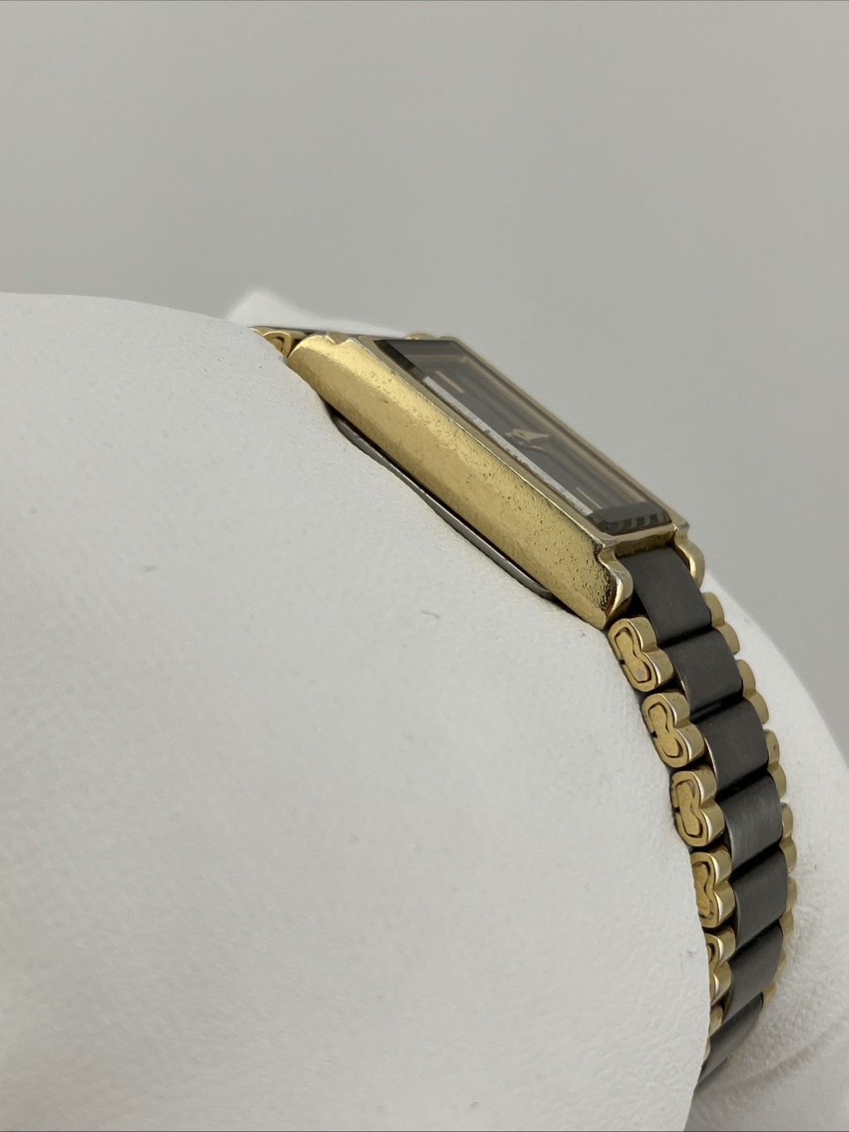 Vtg Seiko Ladies 12mm Watch Gray & Gold Tone Tank Dial 5.75″ 1e20-551h – RUNS