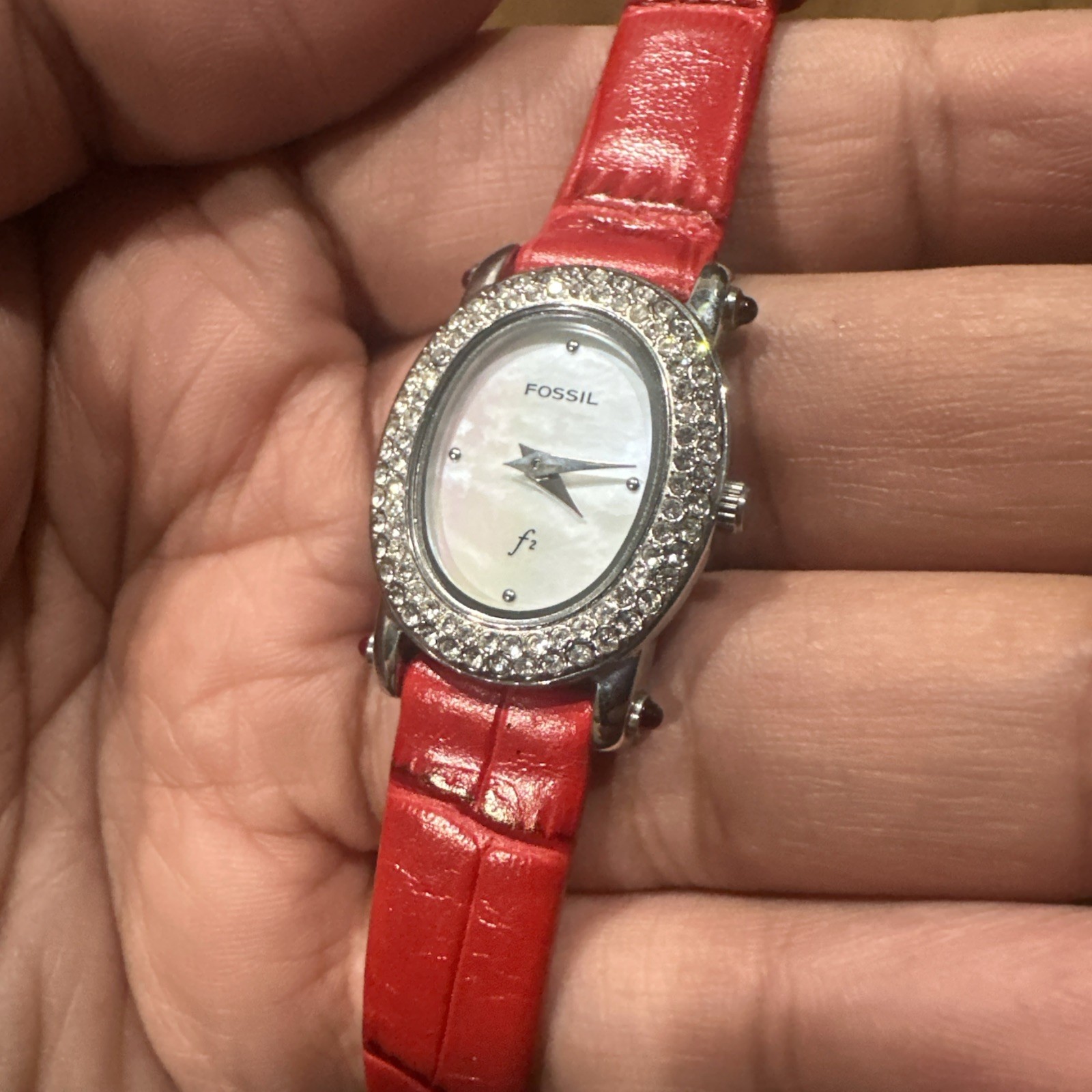 Working Fossil F2 Watch Women ES-9349 21mm Oval MOP Crystals Red Leather Fit 7in