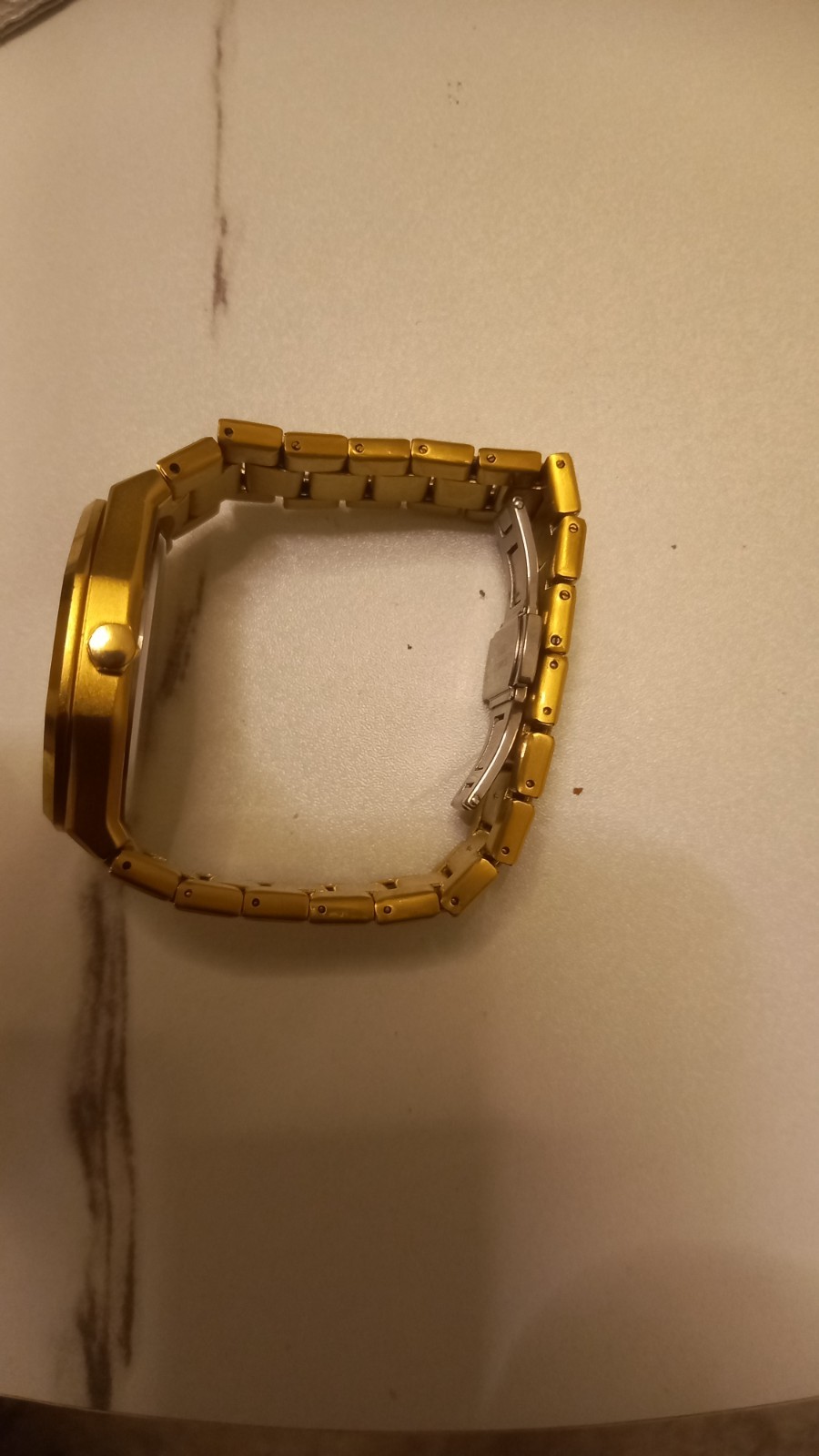 Premium Vava Voom Gold Edition – Stunning Watch with Arabic Indices – Timeless L