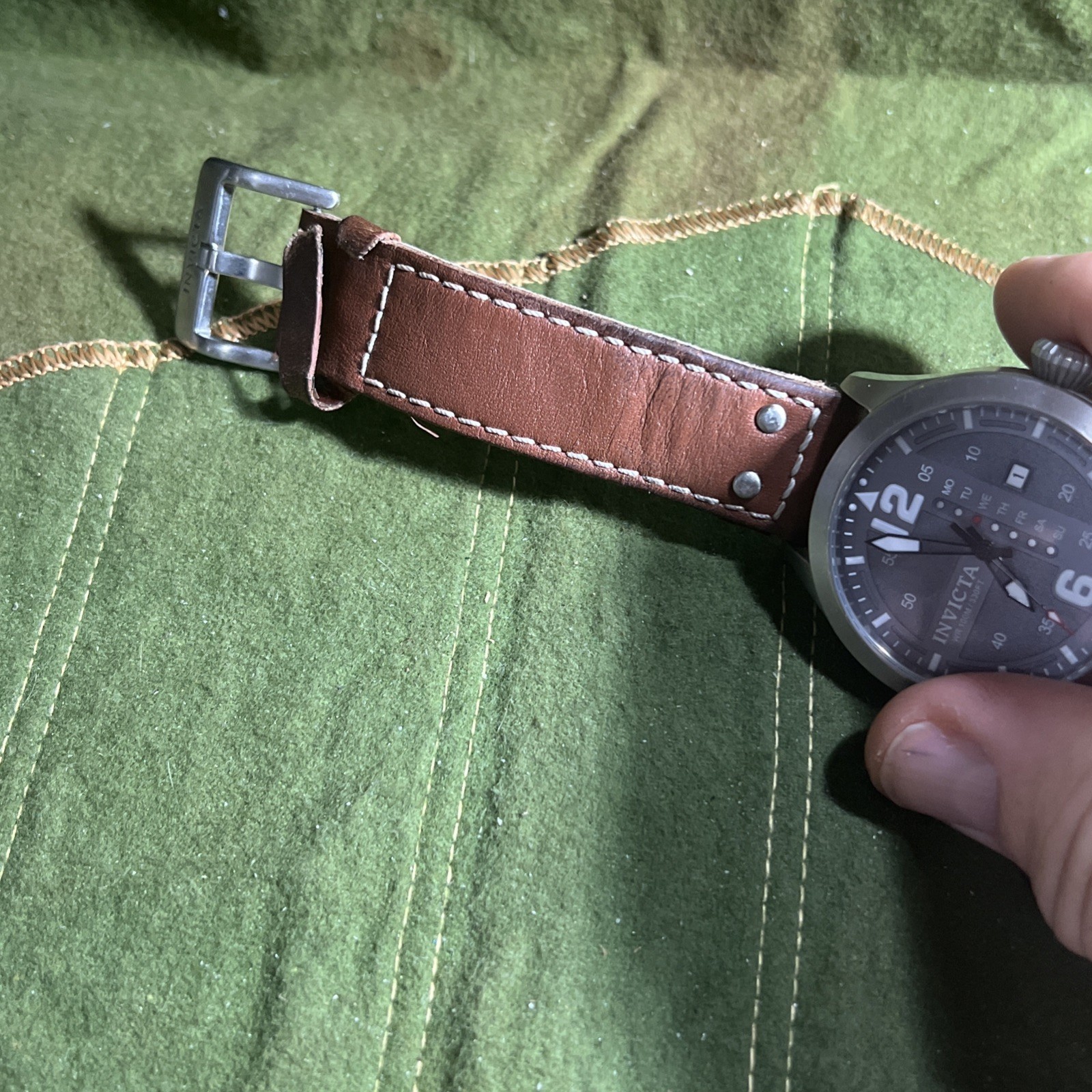 I FORCE Invicta 22182 Men Watch gray Face W/ original Leather Band/Day date RUNS