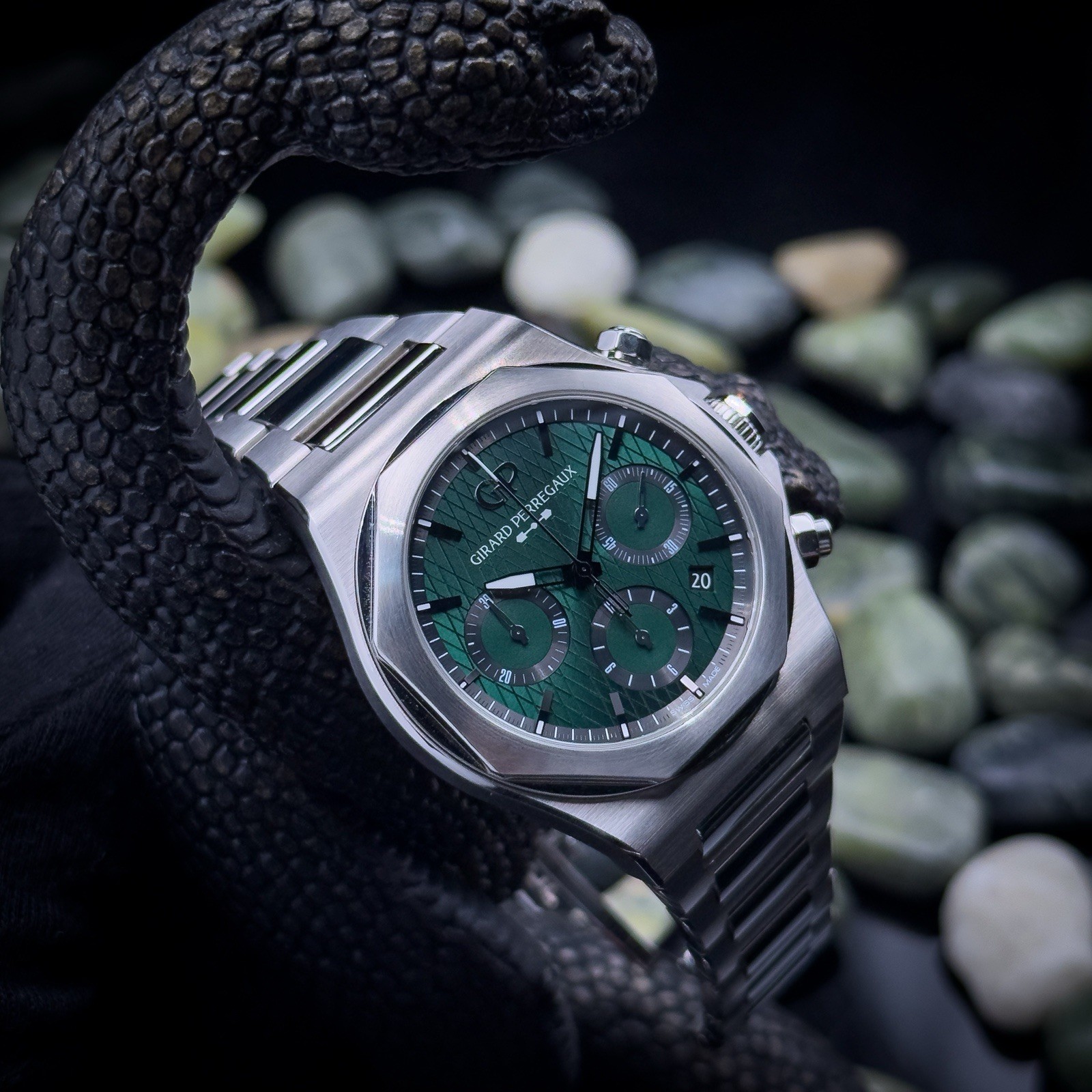 Girard Perregaux Lareato 1/188 Aston Martin Edtion Chronograph 81020-11-001-11A