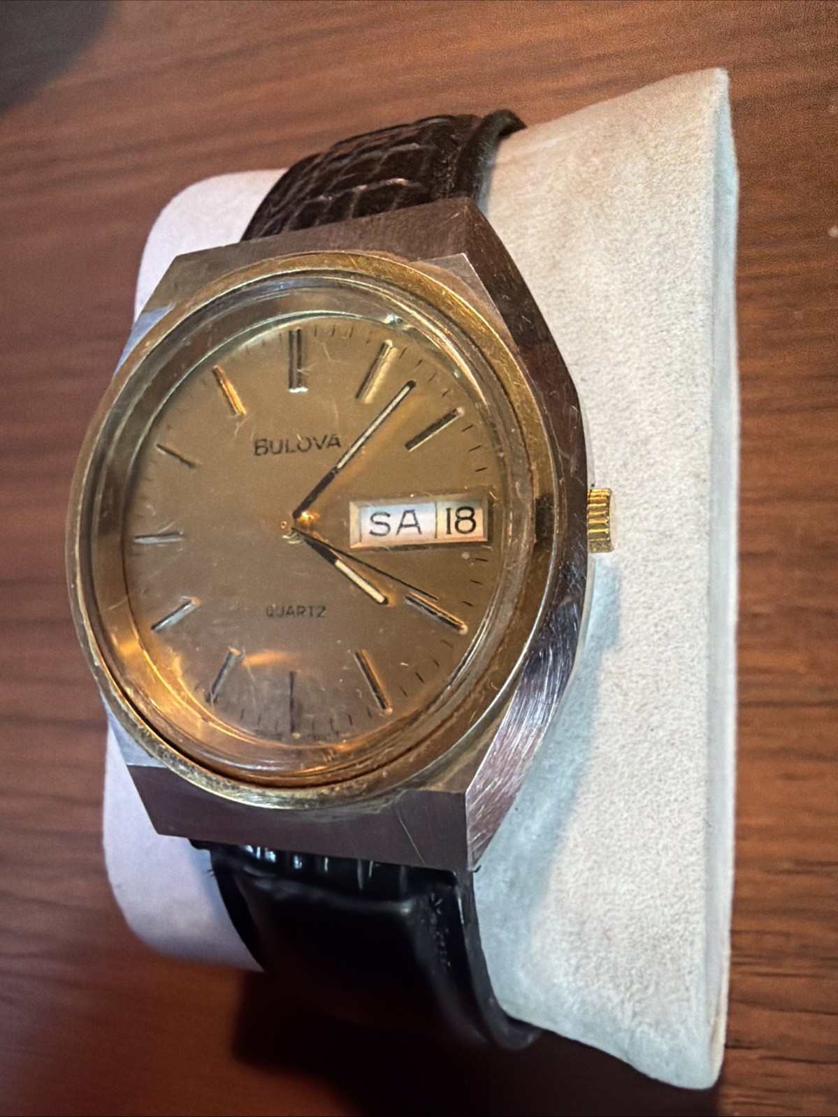Vintage Bulova Men’s Quartz Watch DayDate Display Needs New Battery Leather Band