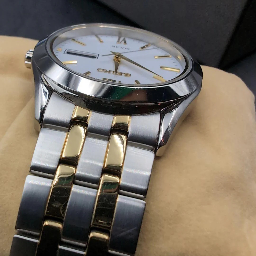 SEIKO SBPX085 V158-0BA0 Mens Solar Quartz Watch
