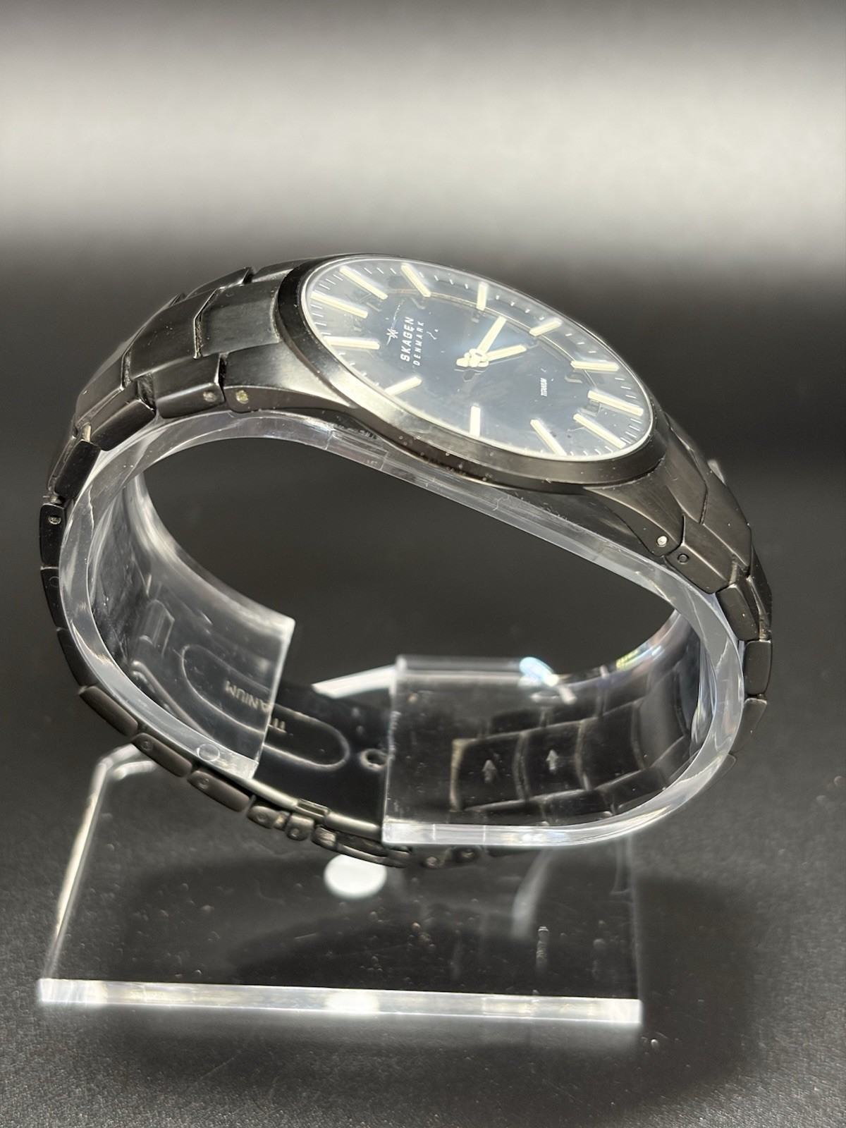 Skagen Denmark Men’s Titanium Quartz Watch Black Dial/Case Bracelet 37mm x 8mm