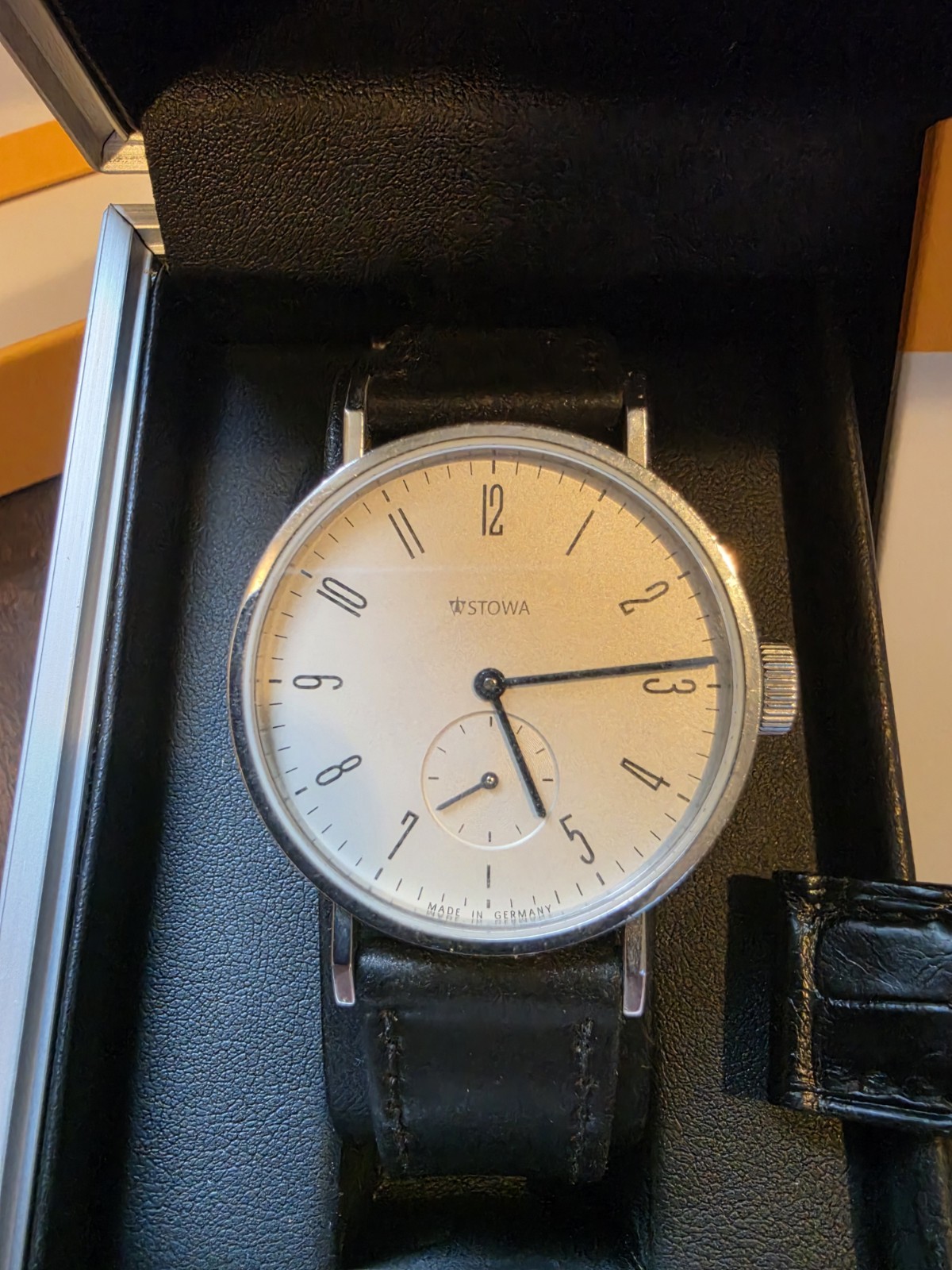 Stowa Antea KS Men’s 35.5mm Case Bauhaus Style Watch Manual Wind