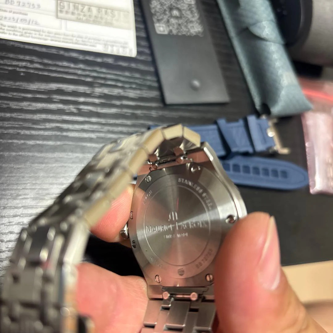 Maurice Lacroix Aikon AI1108-SS002-430-1 SS 1.54in Navy Quartz