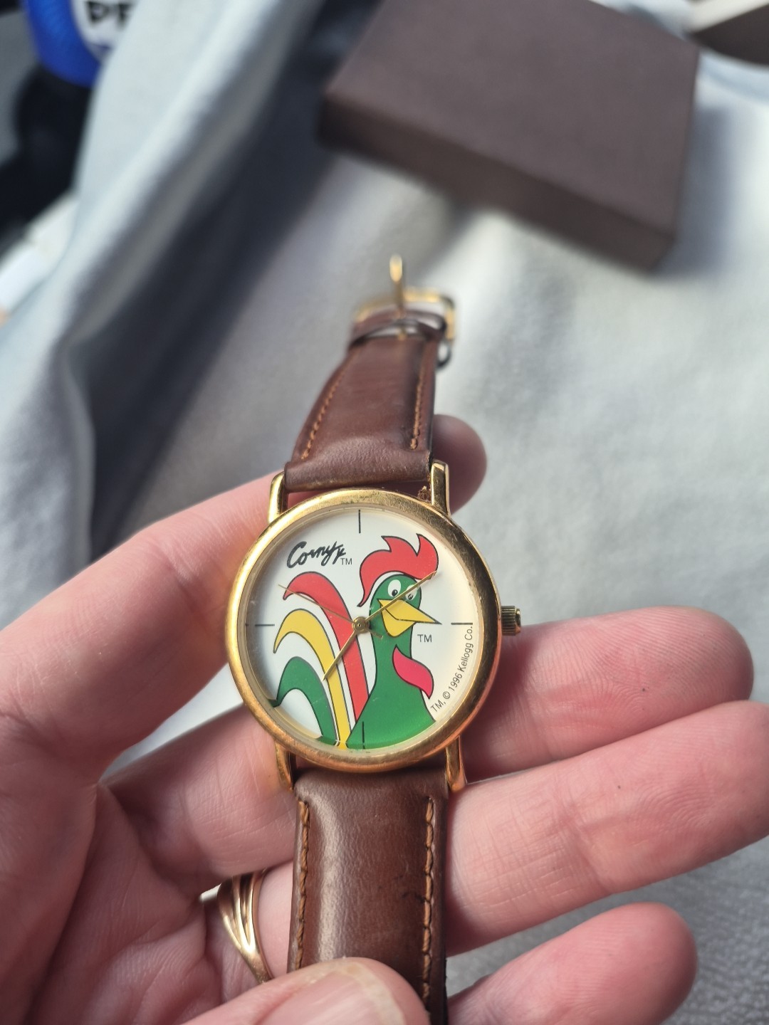 Vintage 1996 Unisex Kellogg’s Corn Flakes «Corny» Gold Tone 33mm Watch
